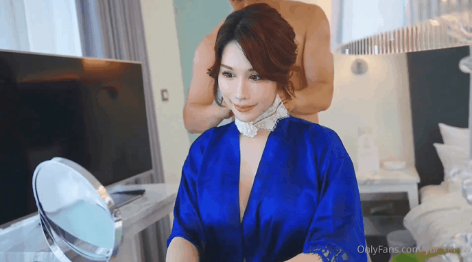 性感蓝衣大奶少妇［19P］