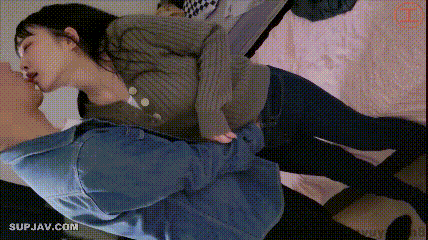 图片[5]-美巨乳人妻 被赶出家门住网吧 领回家无套中出内射-闲聊吹水论坛-社区系统-老王资源部落