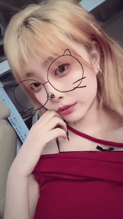 江苏董琪芮，完美露脸，无套啪啪被渣男卖掉视频，小淫娃一个-老王资源部落