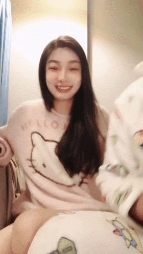 【鸭鸭是个M】居家自拍，甜美女神，肤白貌美，被男友草个不停！-闲聊吹水论坛-社区系统-老王资源部落