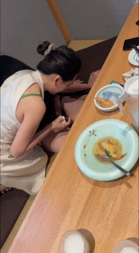 苏州小霸王偏爱老A8，酒店3P，蜜桃臀控，瑜伽裤，腿控丝袜控！-老王资源部落