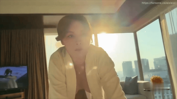 FansOne 艾熙 Ashley (aixiaixi) 每次去旅行都要被塞满了啦-老王资源部落