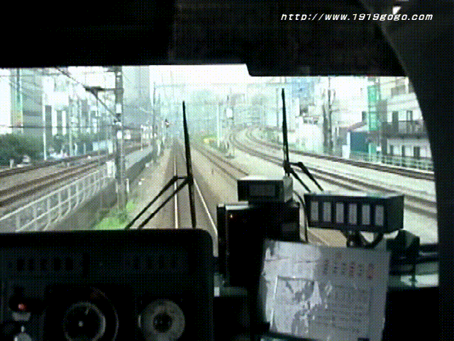 【1919gogo电车痴汉系列】在电车强制猥亵学生妹 强制口交 车上 车站厕所啪啪 最痴汉 最猥琐 最变态