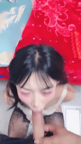 乱伦的一家【岳母来了】乱伦家族场面超级混乱，全程高能无尿点【34V25G】