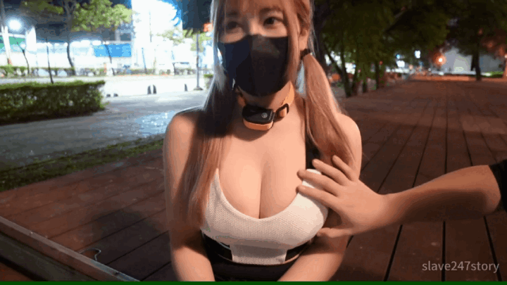 万元订阅频道调教女奴【奴小Q】户外脱光、商店当面露出挑战，举手口交，走绳捆绑高潮2026年最新合集