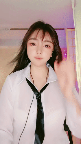 美少妇肉体丰满舞动起来大屁股诱人【37P】
