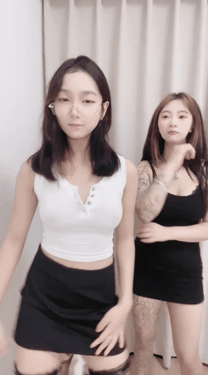 高颜值姐妹美女群P盛宴【34P】