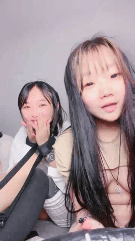 三个嫩妹年纪不大超会玩【36P】