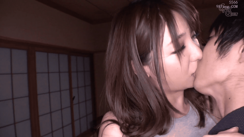 OVG-118 夜這い 真夜中に寝ている夫の隣で中出しされる-老王资源部落