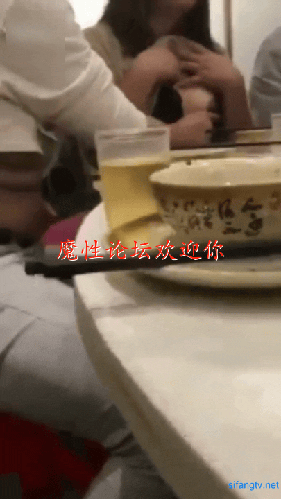 【高抄拍胸】 地铁高抄拍胸 第一视角若隐若现 沙滩 车站 图书馆拍奶 小姐姐奶头露出 最新合集【380V32G】